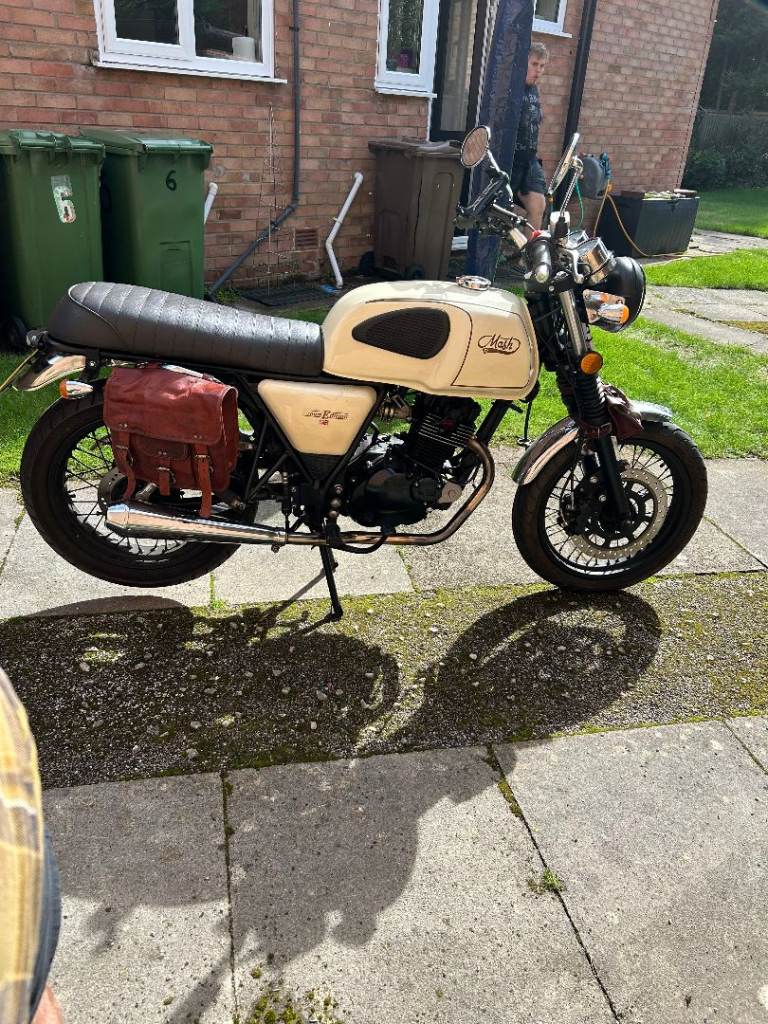 Mash, BLACK SEVEN, 2021, 125 (cc)