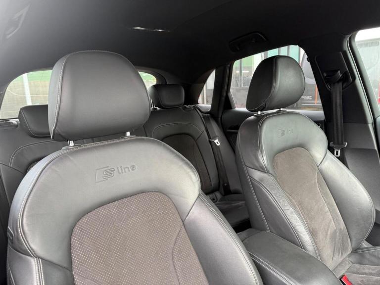 AUDI Q3 1.4 TFSI CoD Black Edition S Tronic Euro 6 (s/s) 5dr 2018