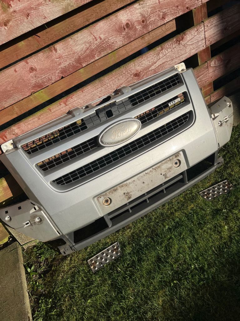 Ford Transit MK7 Visors / colour coded bumper.
