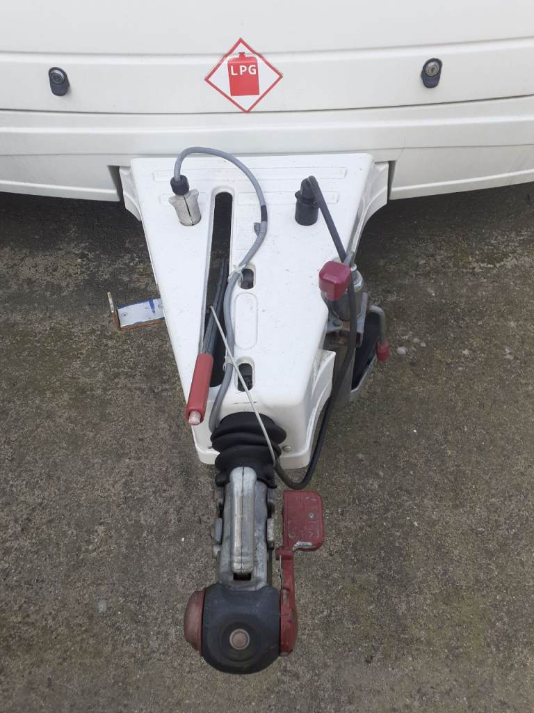 Lunar Caravan – White, Good Condition