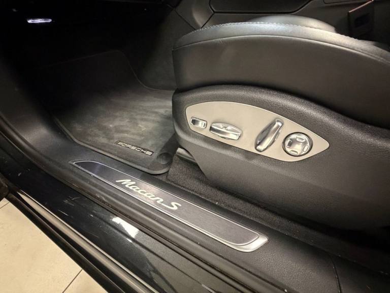 2022 M PORSCHE MACAN 2.9T V6 S SUV 5DR PETROL PDK 4WD EURO 6 (S/S) (380 PS)