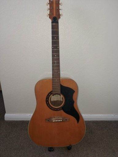 Vintage Eko Ranger 6 String Acoustic Guitar.