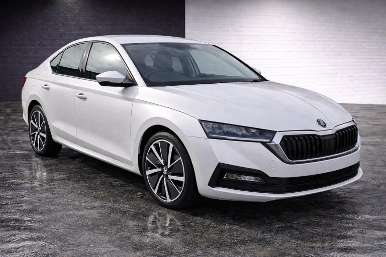 2021 21 SKODA OCTAVIA SE TECHNOLOGY 1.4 TSI PETROL PLUG IN HYBRID SILVER AUTO 