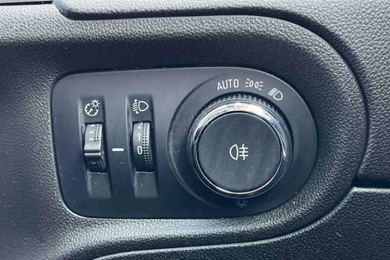 2023 Vauxhall Grandland 1.2 Turbo GS 5dr Auto HATCHBACK PETROL Automatic