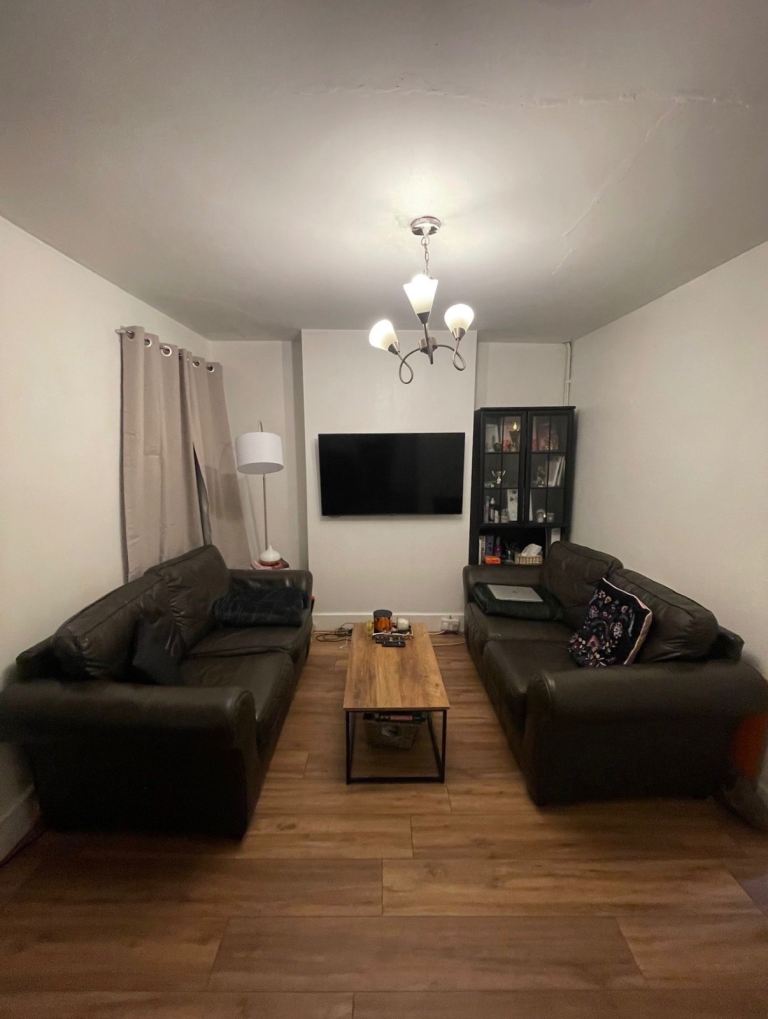 2 beds, 1 bathroom to rent in Reading 