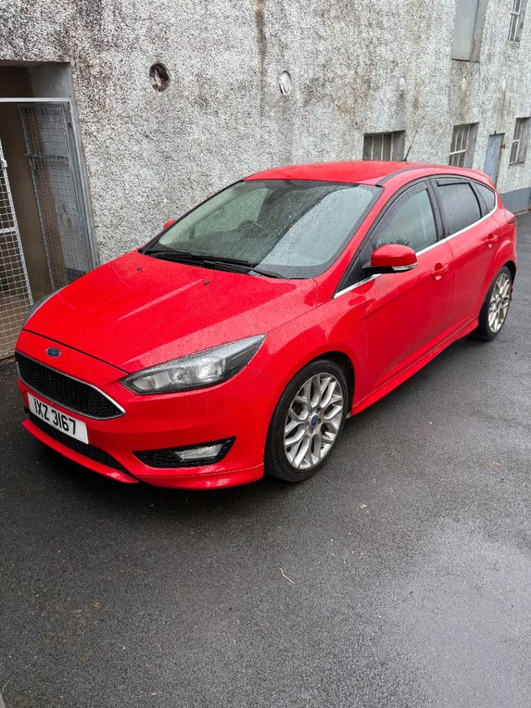 Ford, FOCUS, Hatchback, 2015, Manual, 1560 (cc), 5 doors