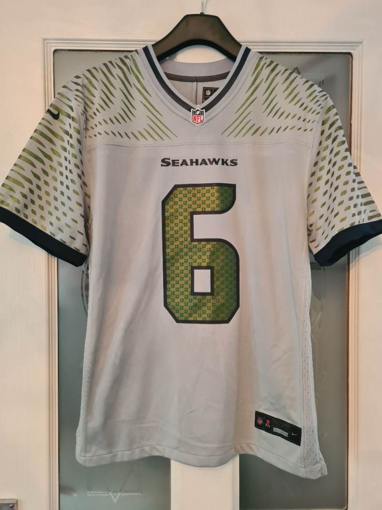 NFL Nike Seattle Seahawks Game Rivalry Custom Jersey- usa XL Youth age 18- 20yrs / uk M mens