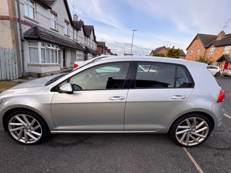 Volkswagen, GOLF, Hatchback, 2014, Semi-Auto, 1598 (cc), 5 doors