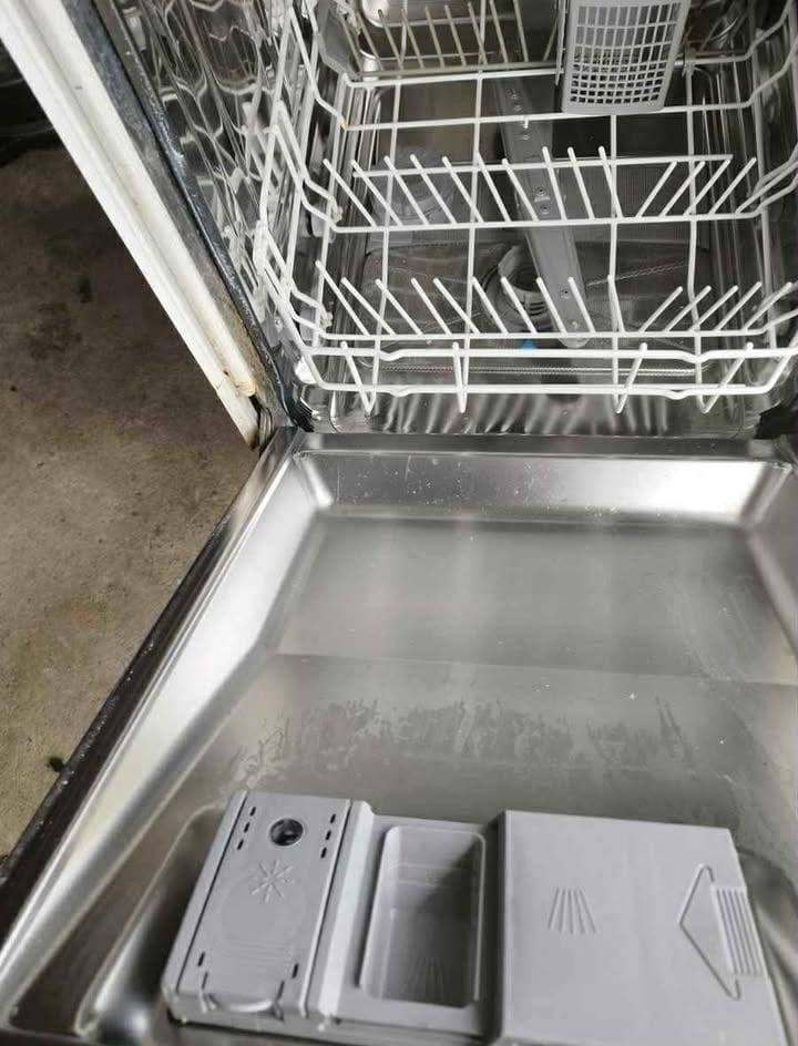 Bush Freestanding Dishwasher | Excellent Working Condition | Fully Tested | Free Delivery