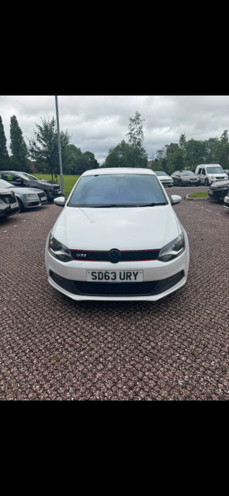 Volkswagen, POLO, Hatchback, 2013, Semi-Auto, 1390 (cc), 3 doors