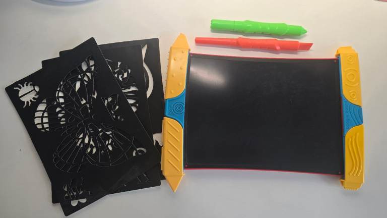 Boogie board scribble n play reusable drawing board includingLCD doodle board