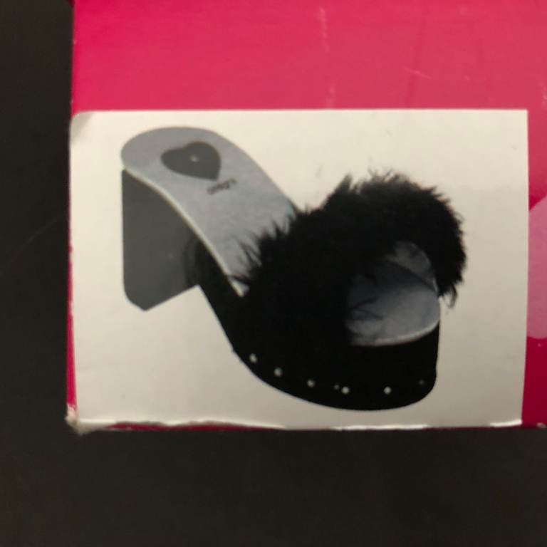 'Shoellery' by 'Pink Heart Designs' Jewellery Box Shoe