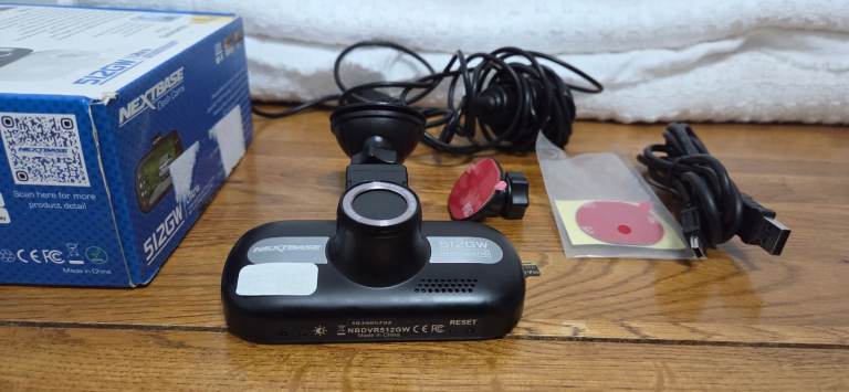 NextBASE 512GW Dashcam Ultra 1440p, free 32GB SD card