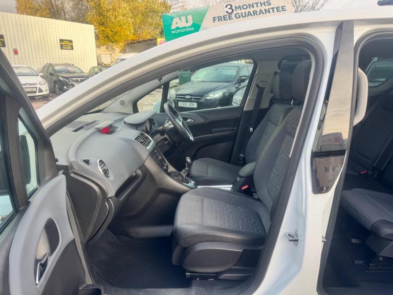 2014 Vauxhall Meriva 1.4T 16V SE 5dr MPV PETROL Manual