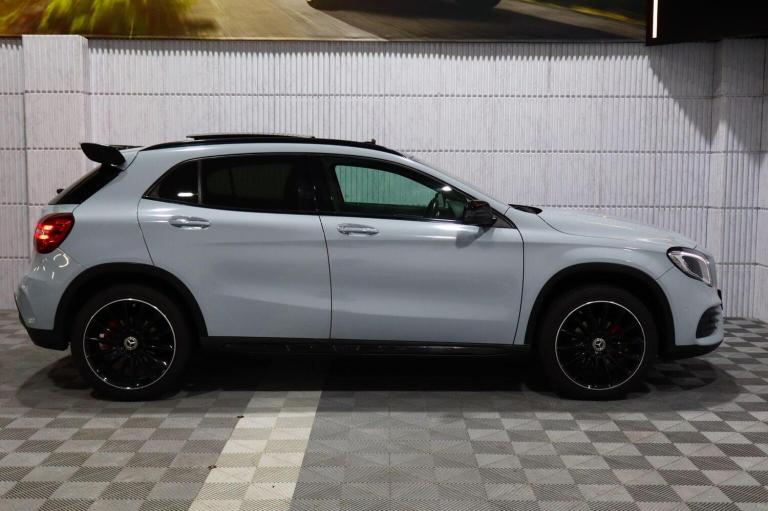 MERCEDES-BENZ GLA CLASS 2.1 GLA220d AMG Line (Premium Plus) 7G-DCT 4MATIC Euro