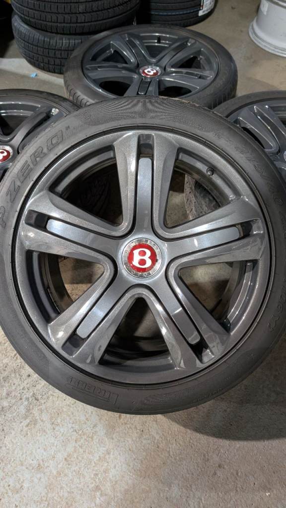 GENUINE OEM 20” BENTLEY ALLOY WHEELS BARGAIN 