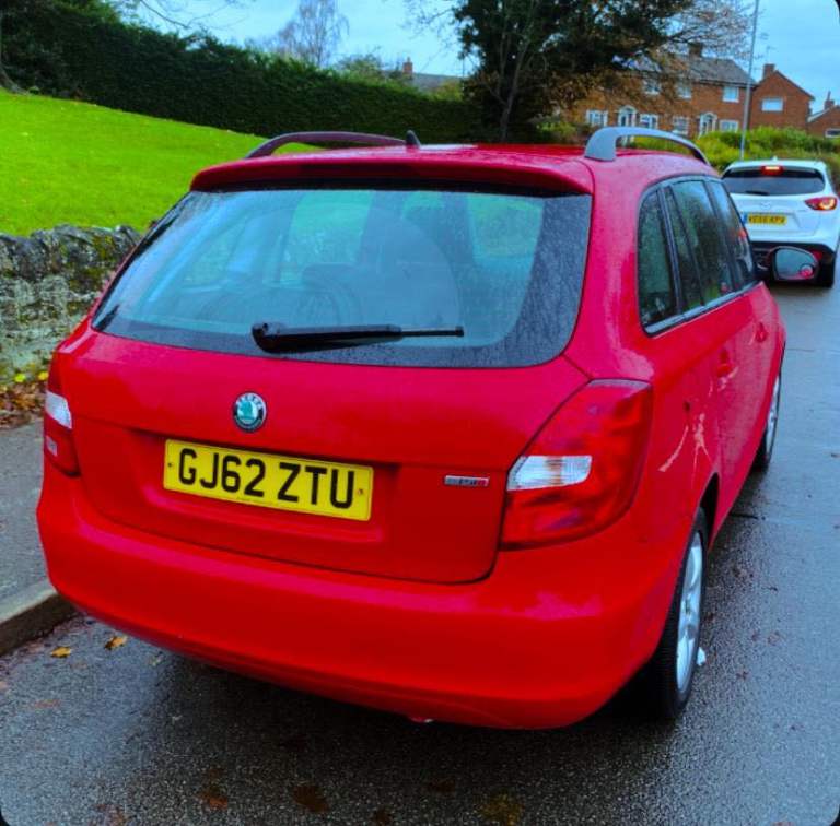 Skoda, AUTOMATIC FABIA, Estate, 2012 1197 (cc), 5 doors