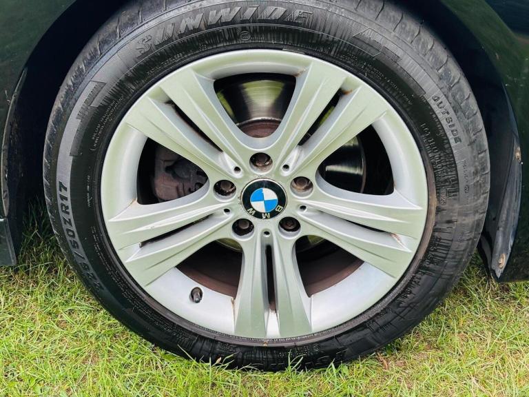 BMW 3 SERIES 2.0 320d Sport Euro 5 (s/s) 4dr 2012