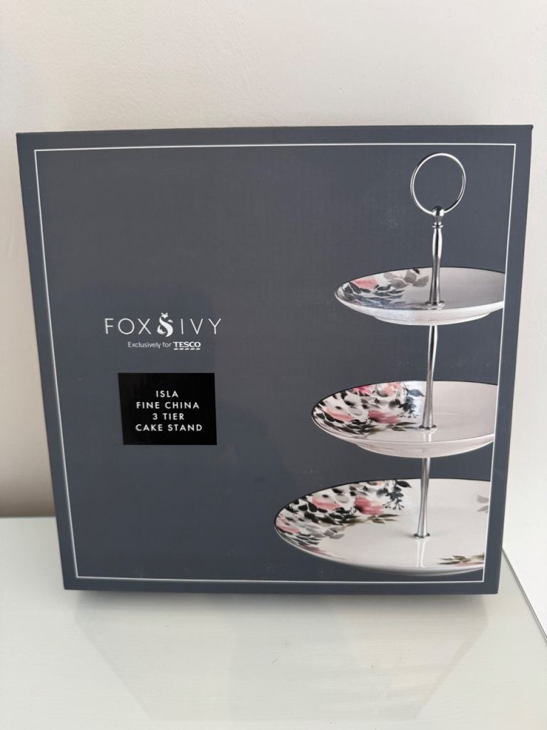 Fine China 3 Tier Cake Stand. Brand new, never out of box