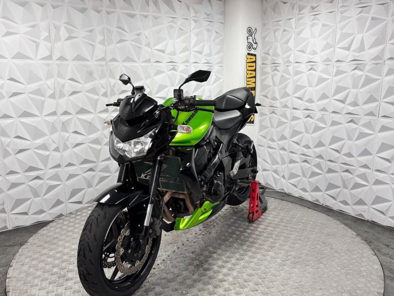 2009 Kawasaki Z750 | *WARRANTY PROVIDED*