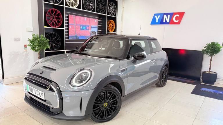 2021 MINI Electric Hatch Cooper SE 32.6kWh Level 2 Auto 3dr Hatchback ELECTRIC Automatic