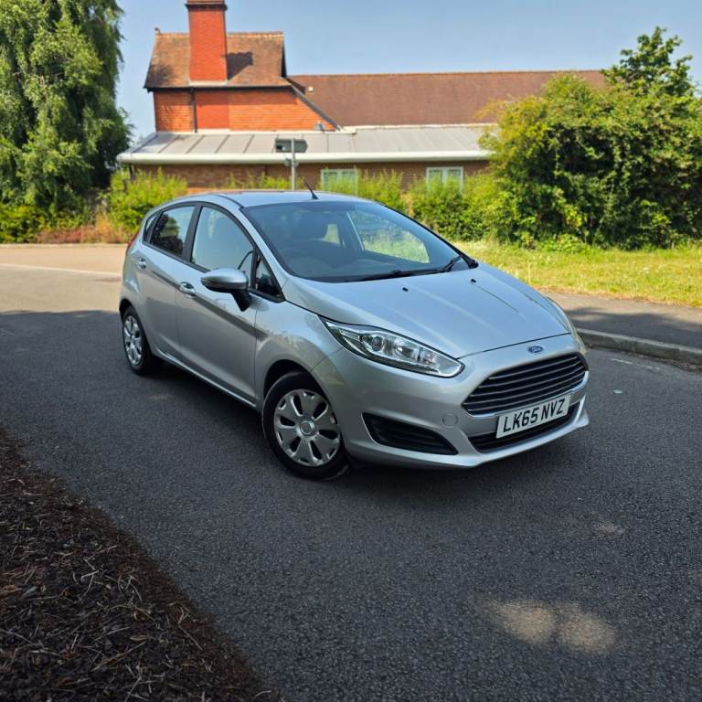 Ford, FIESTA, Hatchback, 2015, Manual, 1498 (cc), 5 doors