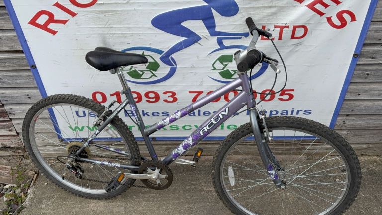 Raleigh Active 18” Frame Unisex Mountain Bike