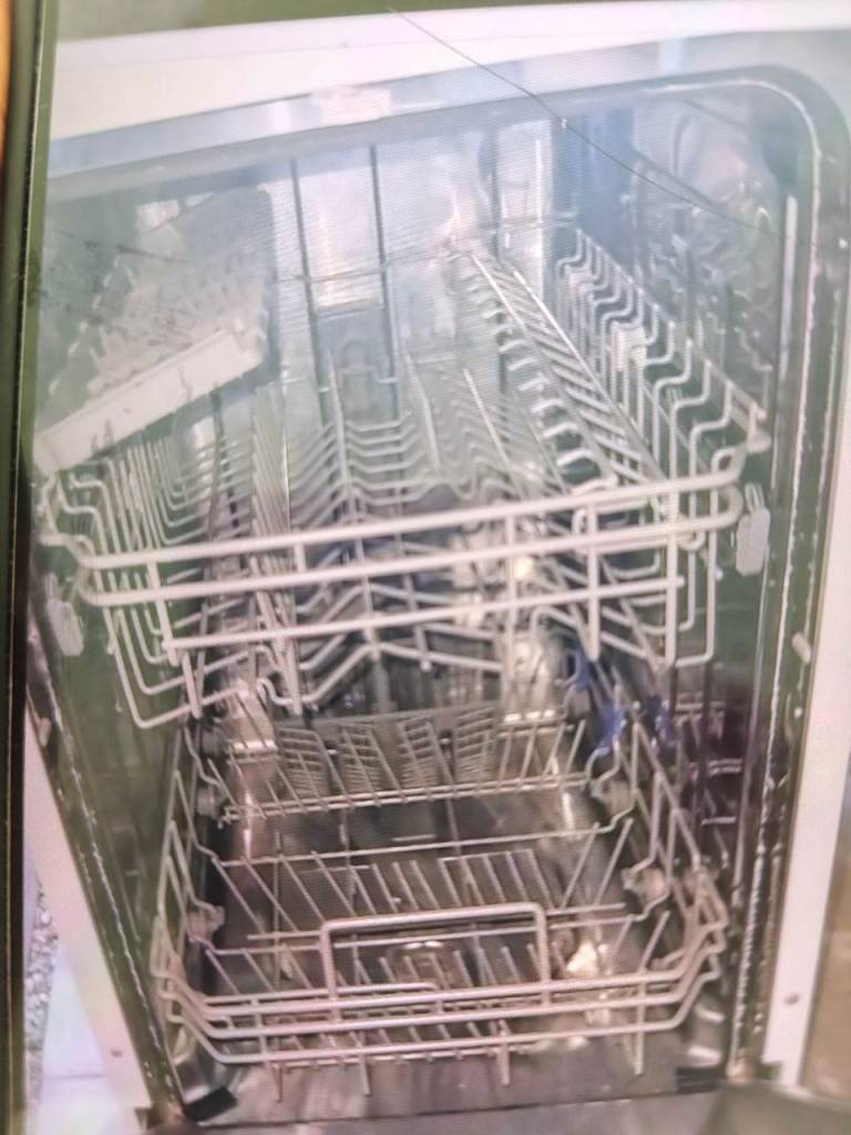 SIA white slimline dishwasher 