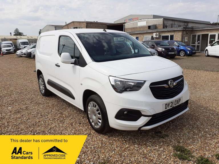 VAUXHALL COMBO 1.5 Turbo D 2300 Sportive L1 H1 Euro 6 4dr 2021