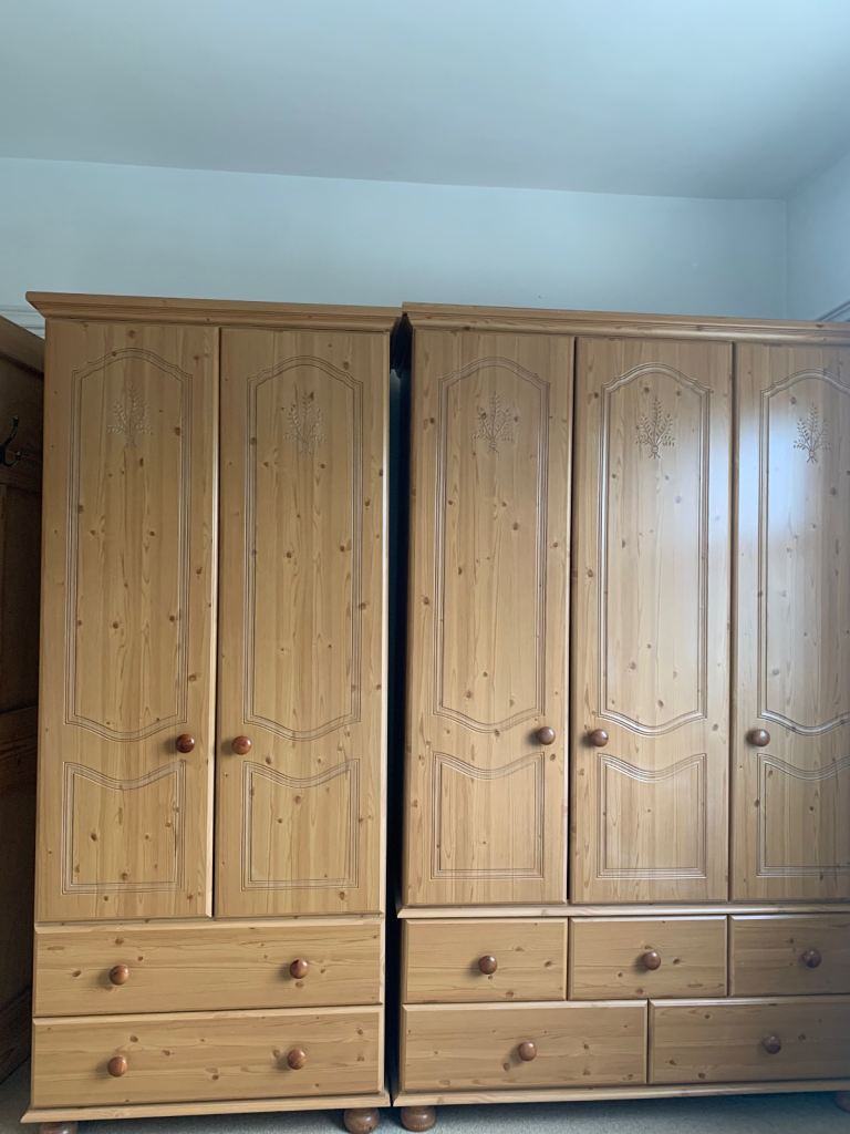 Bedroom wardrobes 