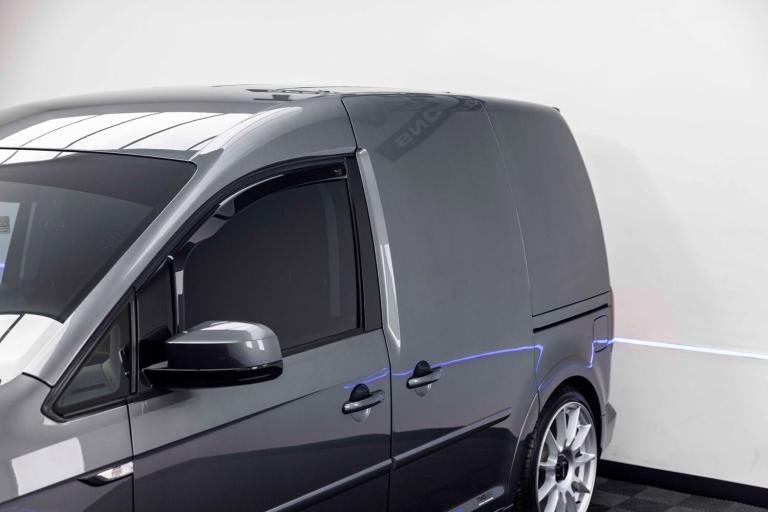 2016 Volkswagen Caddy 2.0 TDI BlueMotion Tech 102PS Highline Van DSG PANEL VAN DIESEL Automatic