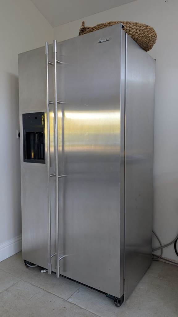 Amana fridge freezer