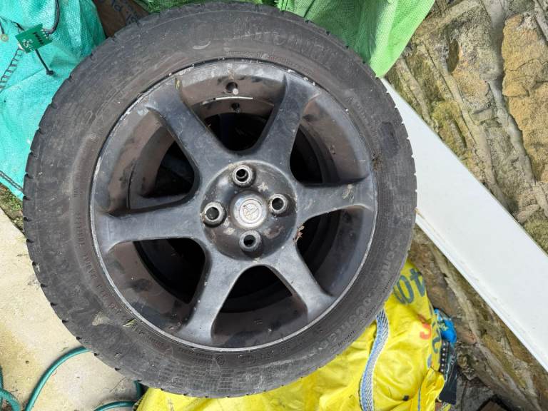 Toyota yaris tsport 15inch alloy wheels set of 4