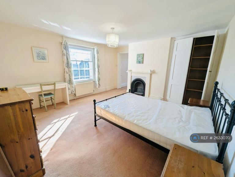 image for 1 bedroom flat in The Headlands, Downton, Salisbury, SP5 (1 bed) (#2633070)