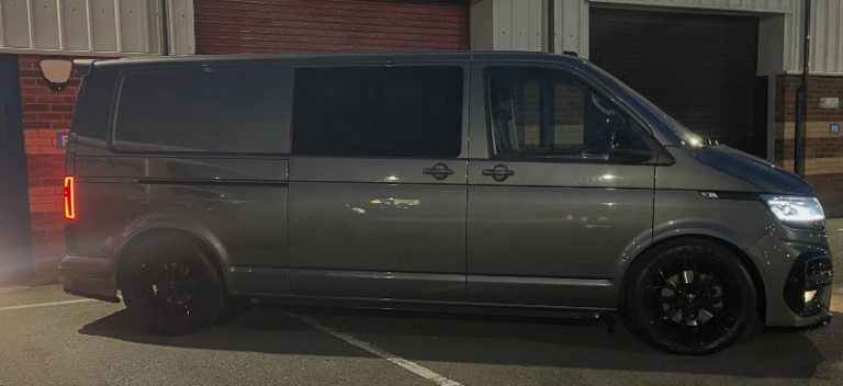 VW TRANSPORTER KOMBI