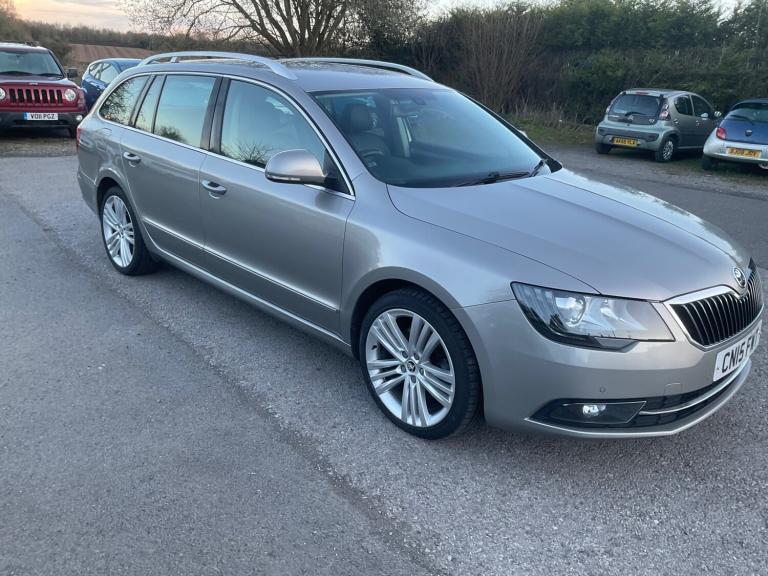 2015 Skoda Superb 2.0 TDI CR 140 Elegance 5dr ESTATE Diesel Manual