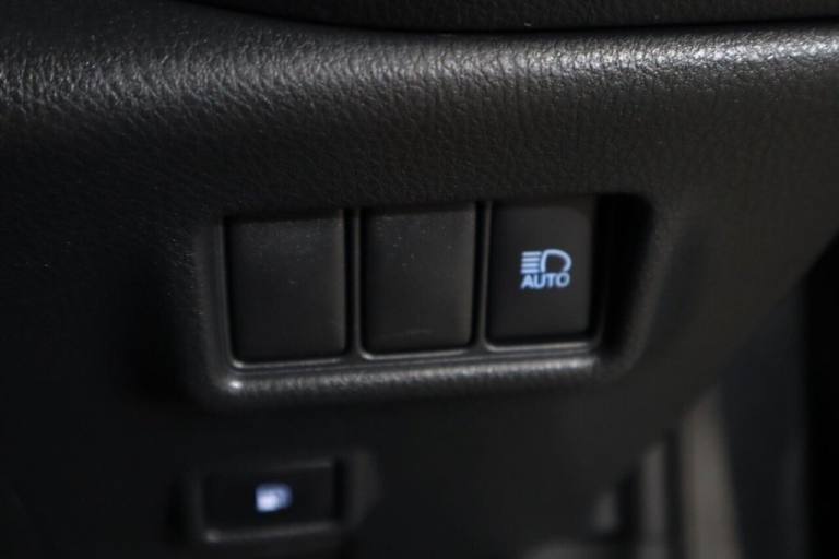 2022 Toyota C-HR 1.8 VVT-h Design CVT Euro 6 (s/s) 5dr HATCHBACK PETROL/ELECTRIC Automatic