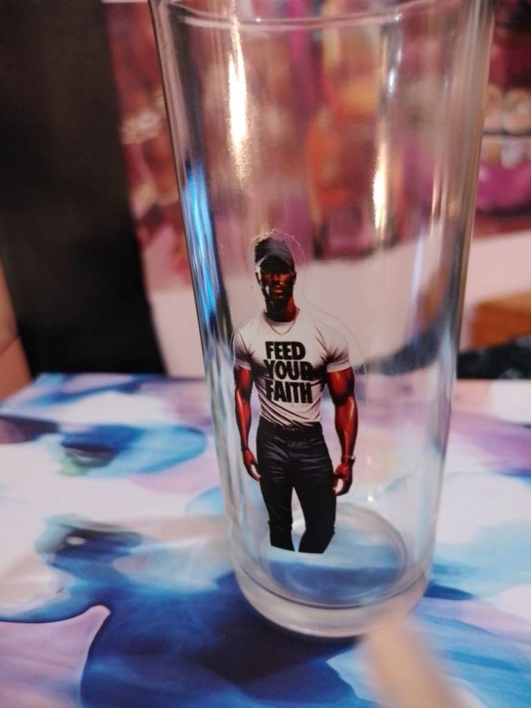Clear Glass with 'Feed Your Faith' Design –  New