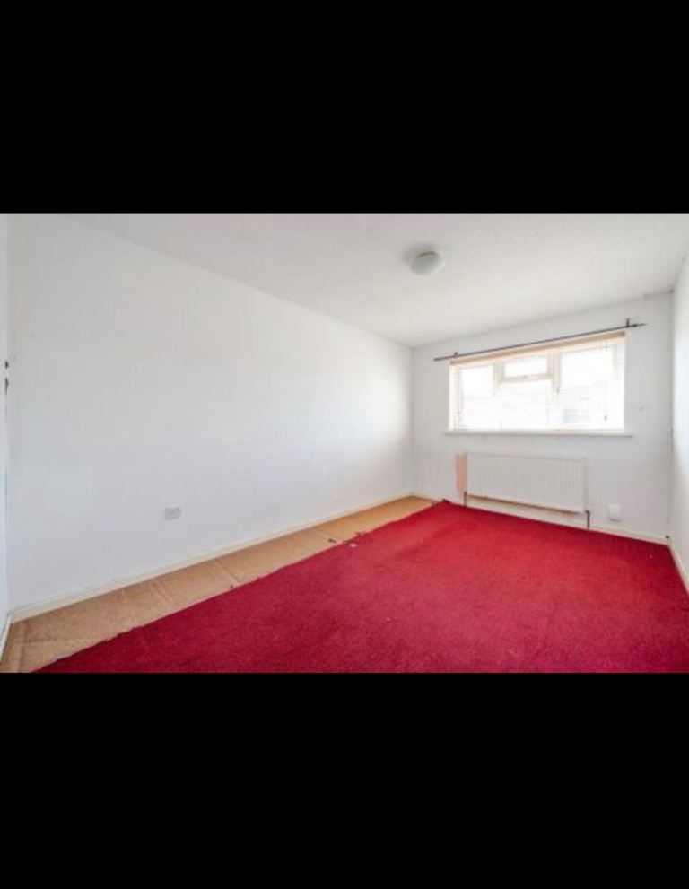 Spacious Double room for rent