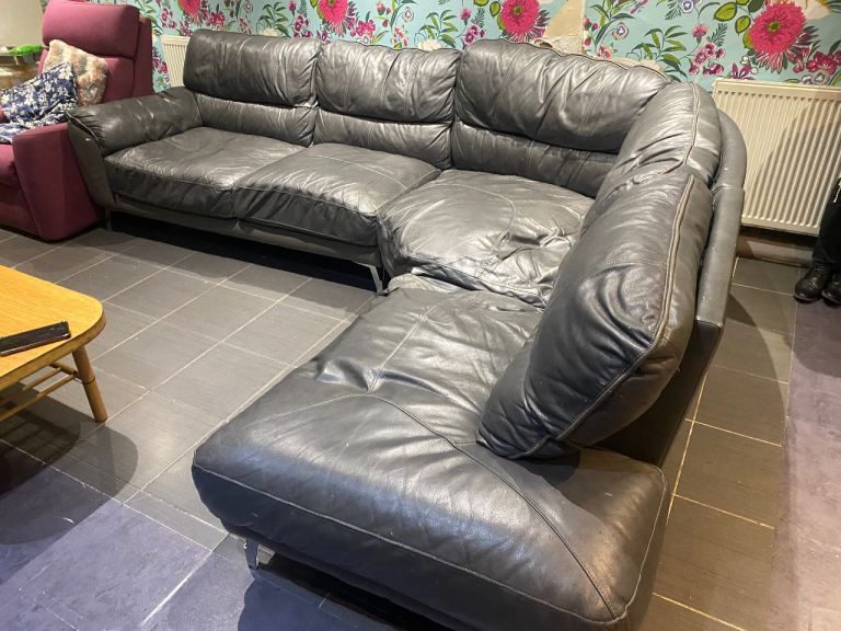 Free L Shaped 6 seater sofa