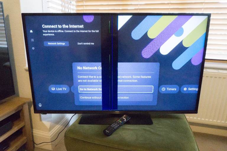 4K Panasonic TX-50JX600B 50-inch television (faulty)