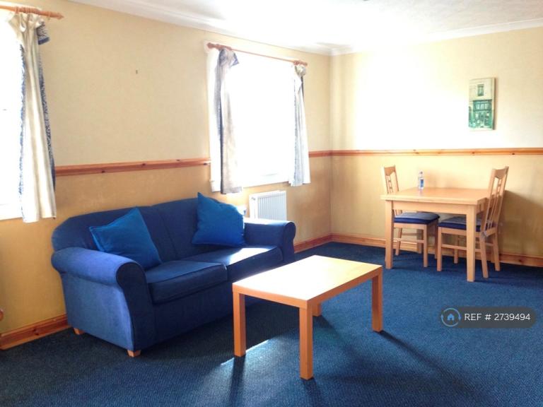 2 bedroom flat in Claverhouse Drive, Edinburgh, EH16 (2 bed) (#2739494)