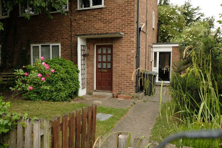 Cambridge 1 bed GF flat with Garden, swap for similar in Bristol area.