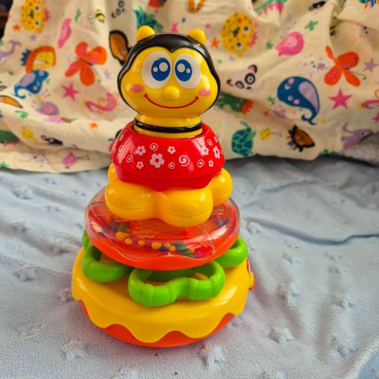 Musical building toy