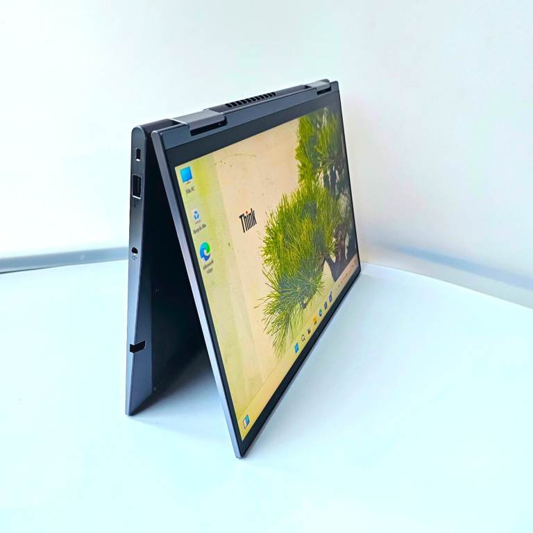 Lenovo X1 Yoga i7 1185G7 32GB Ram 1TB SSD Laptop / Tablet 2in1 X360 Ultrabook
