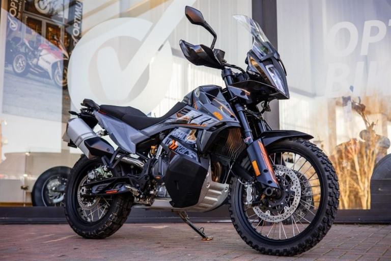 KTM 890 Adventure GRAPHICS KIT ! LOW MILES ! STUNNING
