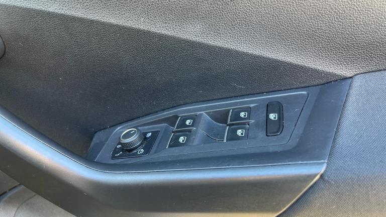 2018 Volkswagen T-Roc 1.6 TDI SEL 5dr HATCHBACK DIESEL Manual