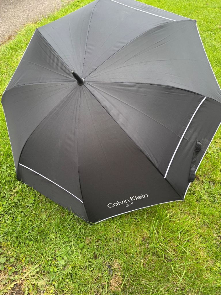 Calvin Klein Black Carbon Golf Umbrella With Cover Great Condition 