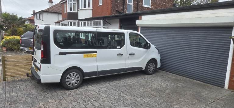 Vauxhall, VIVARO, MPV, 2017, Manual, 1598 (cc), 5 doors