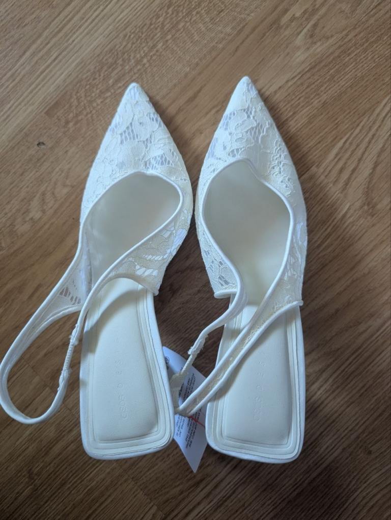 Lace Heels 